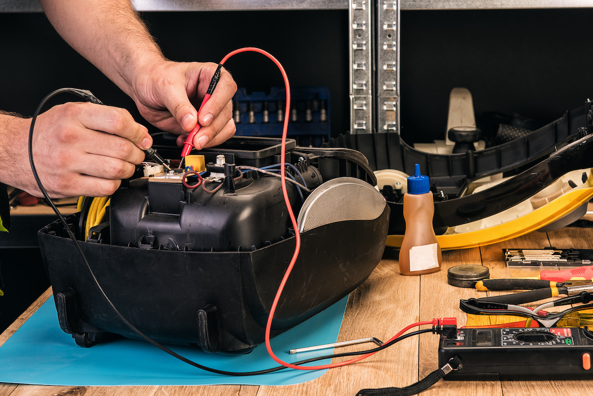 لحیم برد جاروبرقی